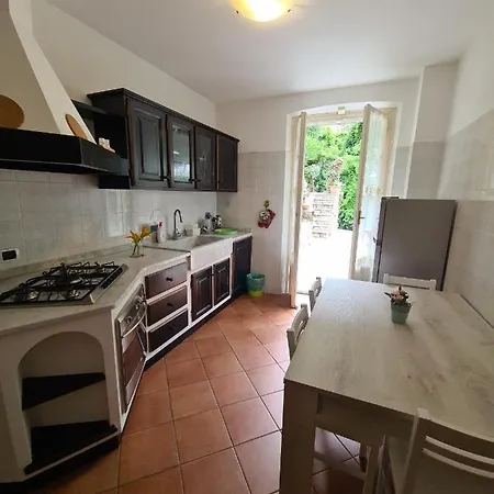 Apartament Dolce Casa Da Roby E Andrea By Portofinovacanze *